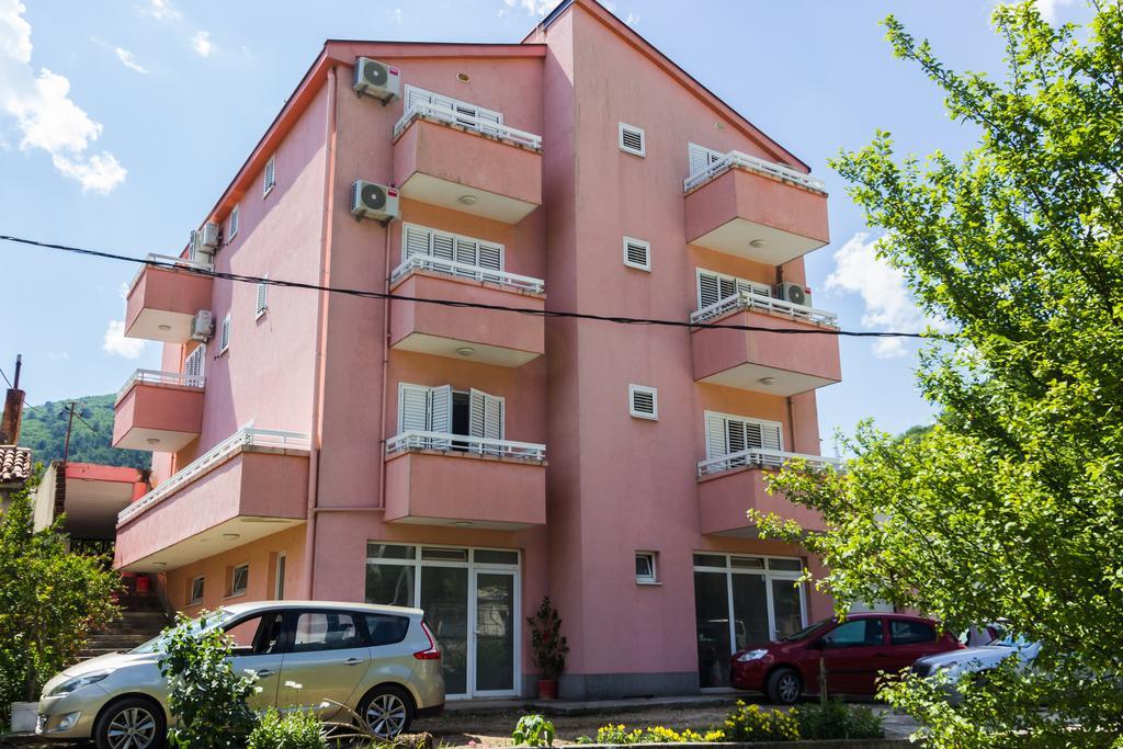 Dom Apartments Budva Buitenkant foto